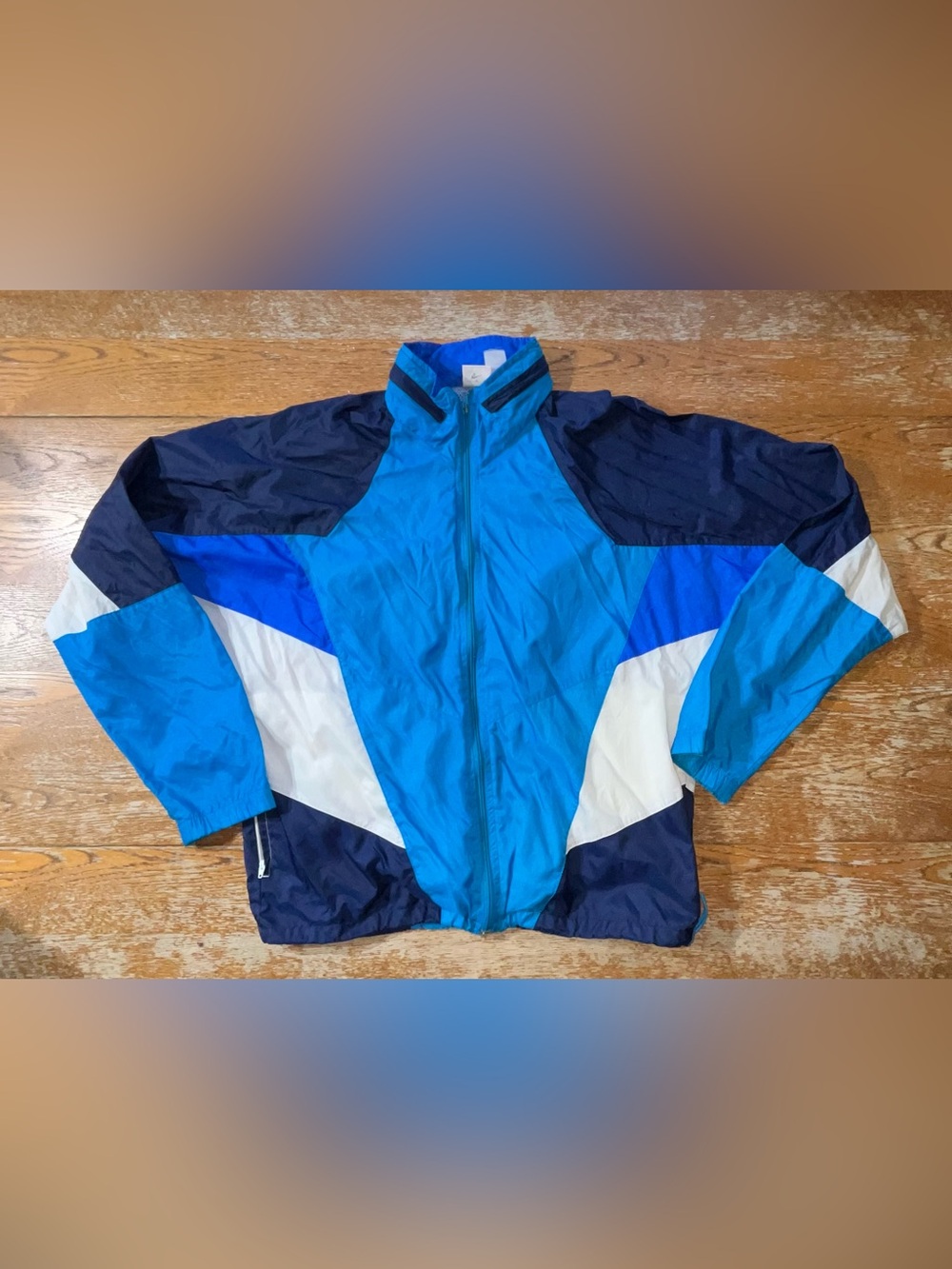 VINTAGE 80’s-90’s NIKE Multicolor Windbreaker w Pullout Hood size medium mens